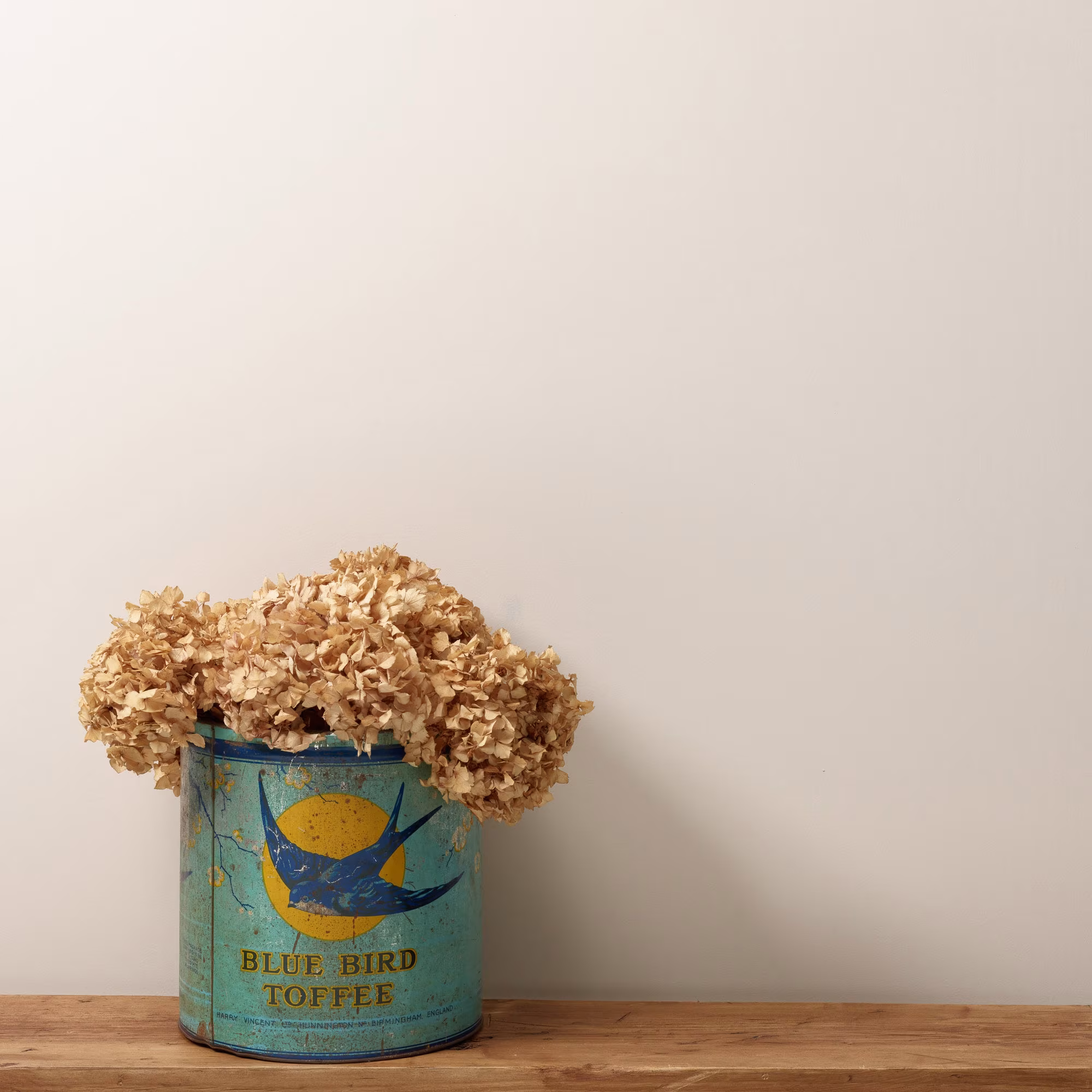 Corker Trim Paint - Image 2